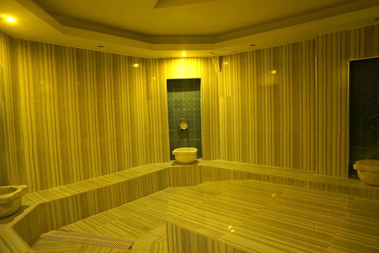 Hotel Legend Side