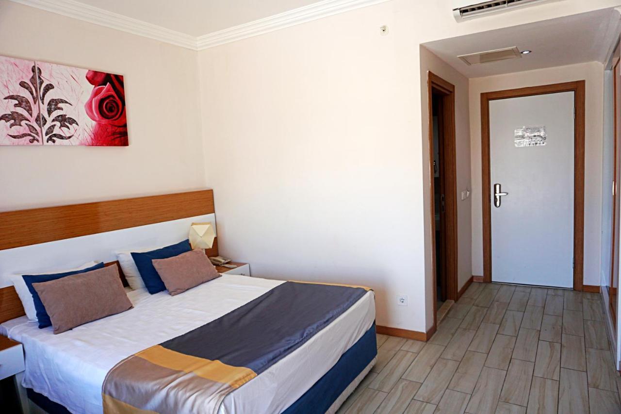 Hotel Legend Side