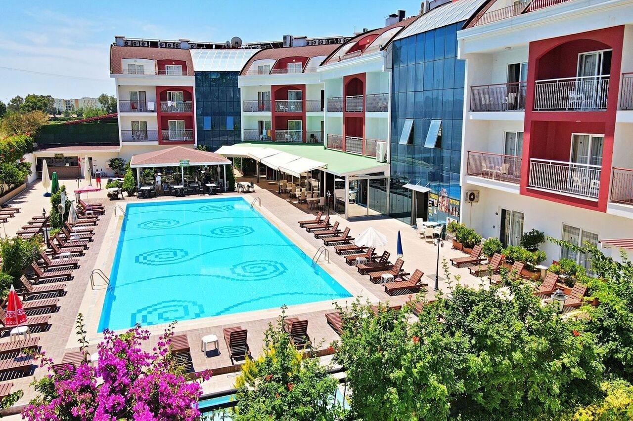 Legend Hotel 4*